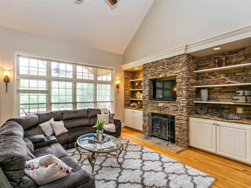 131 Strawberry Grv, Youngsville, NC 27596
