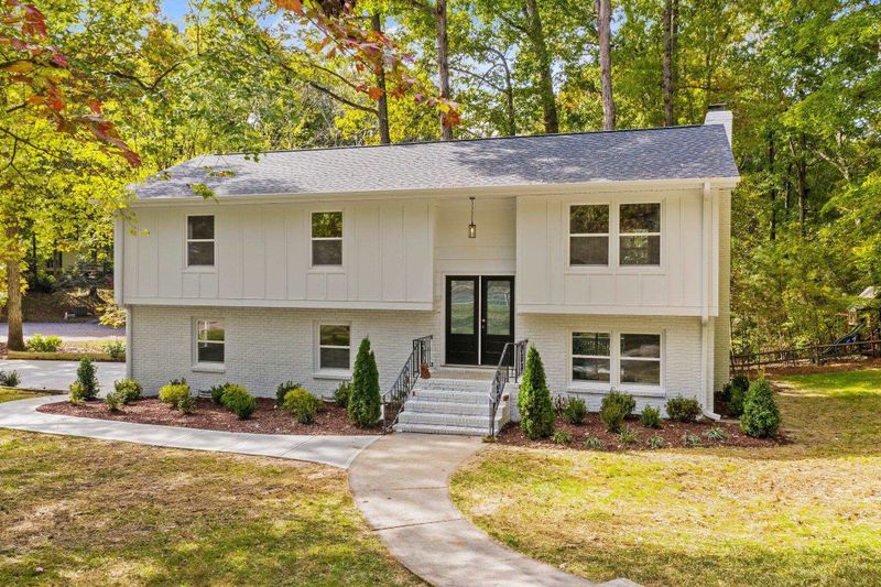 131 Sycamore St, Cary, NC 27511