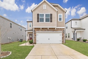 131 White Ash Dr, Clayton, NC 27527