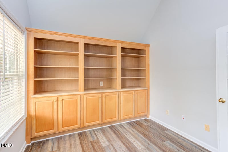 1310 Auburn Village Dr, Durham, NC 27713