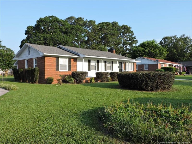 1310 Berkshire Rd, Fayetteville, NC 28304