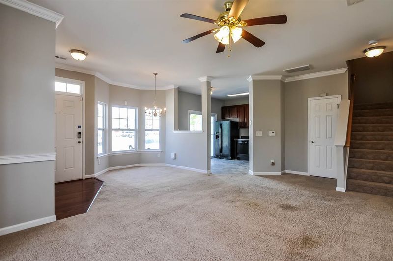 1310 Canyon Rock Ct, Raleigh, NC 27610