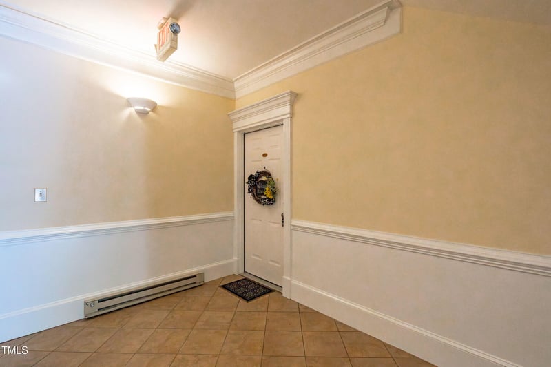 1310 Durlain Dr #102, Raleigh, NC 27614