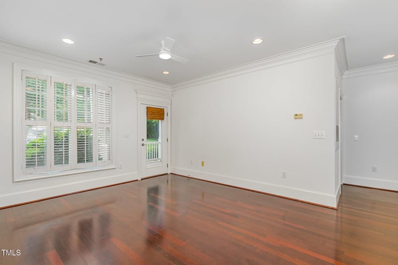 1310 Durlain Dr #107, Raleigh, NC 27614