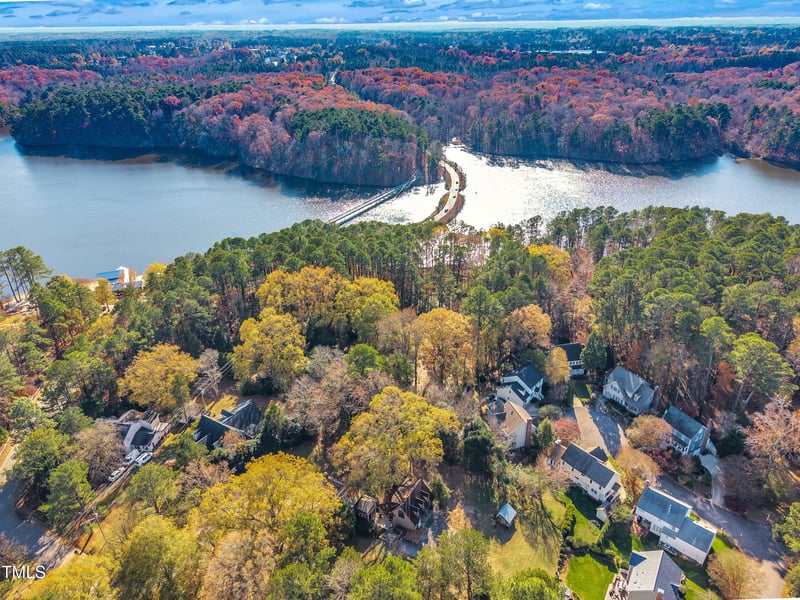 1310 Glencastle Way, Raleigh, NC 27606