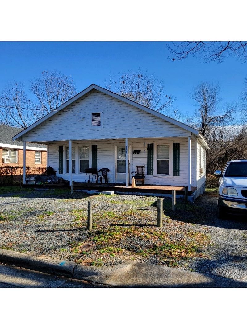 1310 Manteo St, Durham, NC 27701