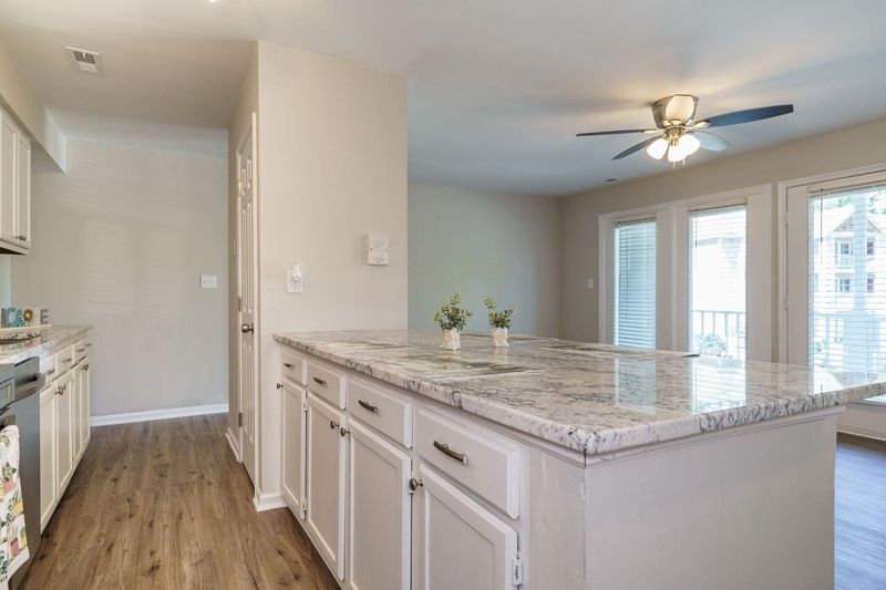 1310 Park Glen Dr #201, Raleigh, NC 27610