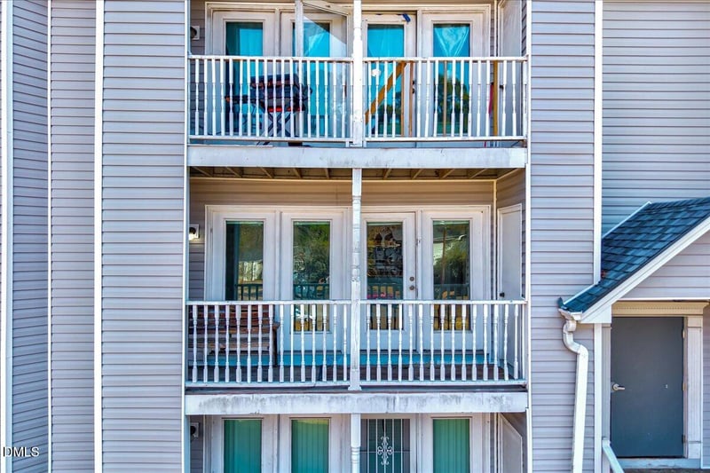 1310 Park Glen Dr #203, Raleigh, NC 27610