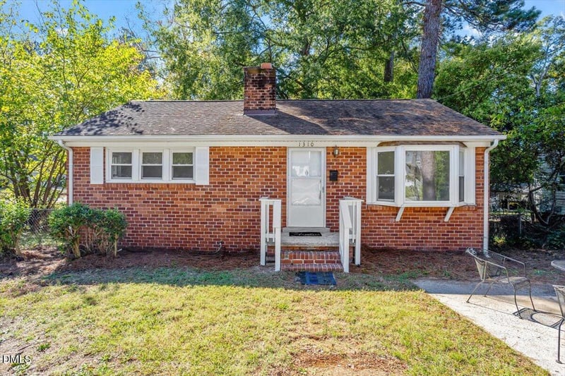 1310 Ray Ave, Sanford, NC 27330