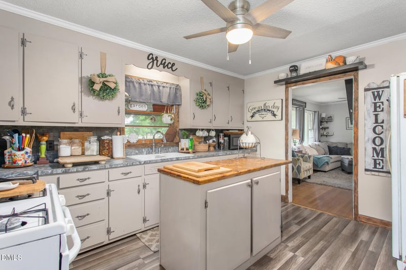 1310 Stone St Extension, Mebane, NC 27302
