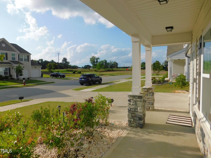 1311 Arena Ln, Fuquay Varina, NC 27526