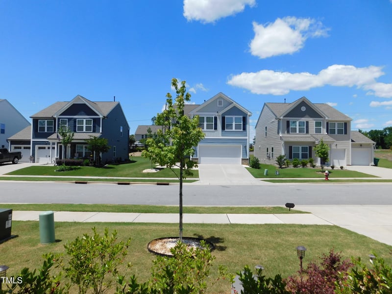 1311 Arena Ln, Fuquay Varina, NC 27526