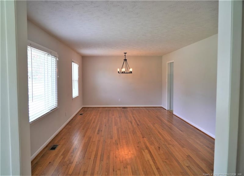1311 Berkshire Rd, Fayetteville, NC 28304