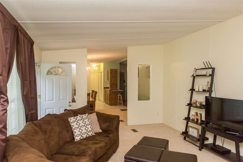 1311 Buchanan Dr, Mebane, NC 27302