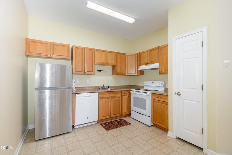 1311 Canyon Rock Ct #U105, Raleigh, NC 27610