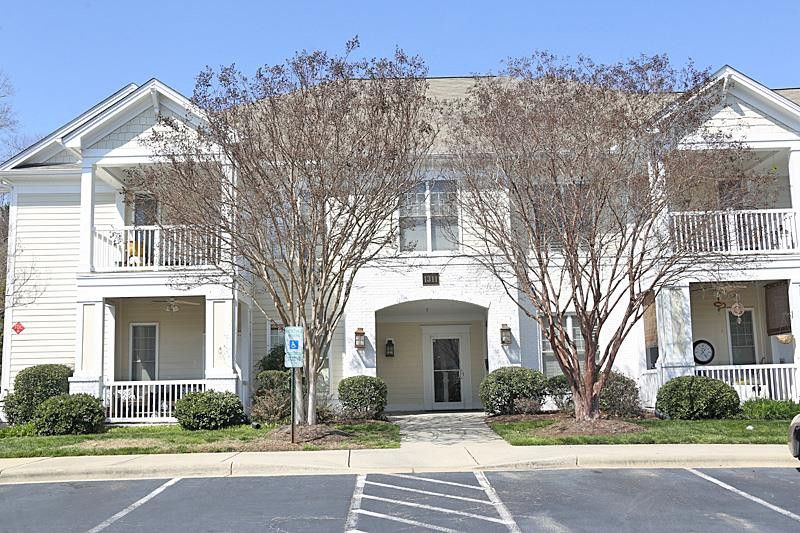 1311 Durlain Dr #208, Raleigh, NC 27614