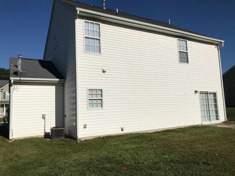 1311 Kinsfolk Cir, Raleigh, NC 27610