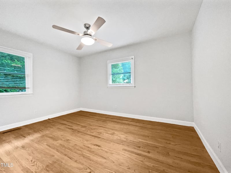 1311 Meadow Ln, Chapel Hill, NC 27516