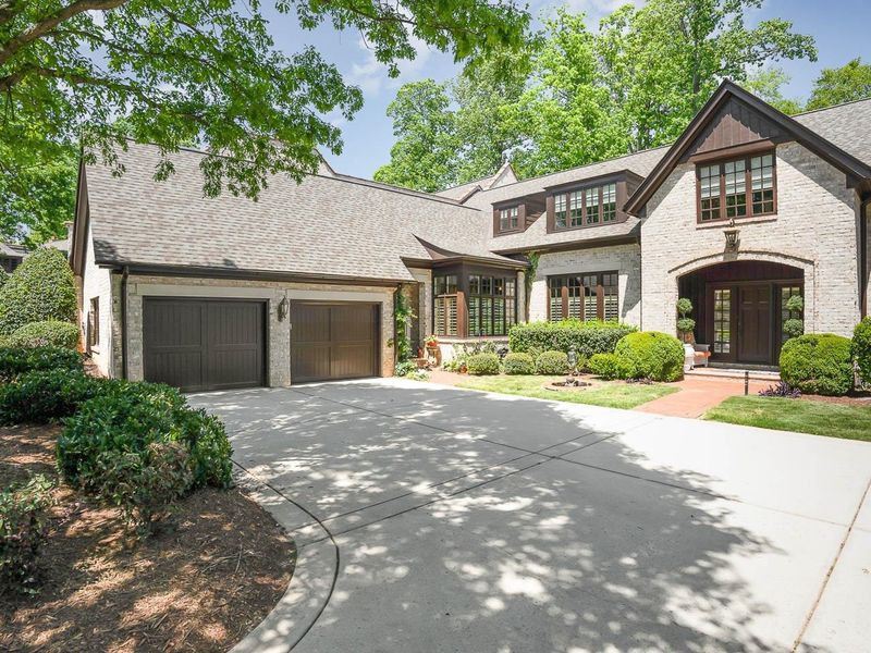 1311 Queensferry Rd, Cary, NC 27511