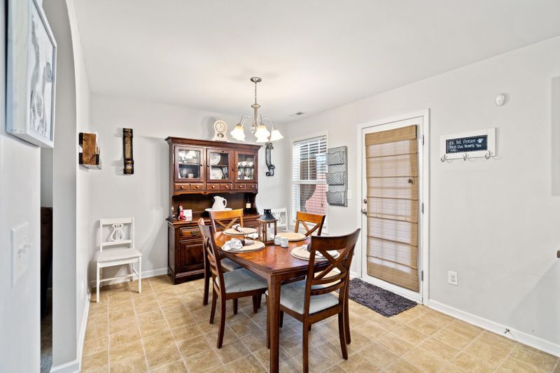 1311 Silver Dr, Mebane, NC 27302