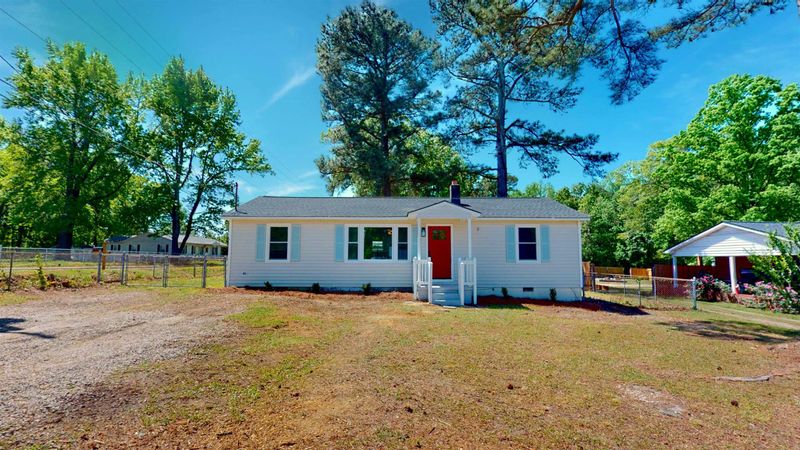 1311 Tulip St, Clayton, NC 27520
