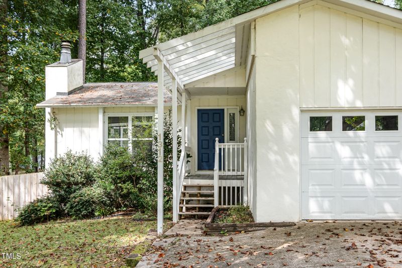 1312 Cedarhurst Dr, Sanford, NC 27332