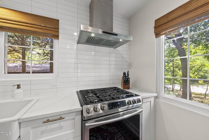 1312 Dixie Trl, Raleigh, NC 27607