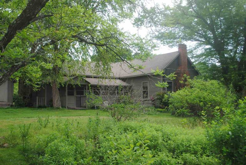 1312 Hatch Rd, Chapel Hill, NC 27516