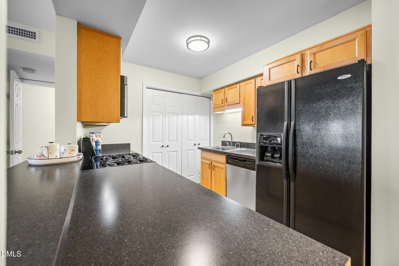 1312 Hillbrow Ln, Raleigh, NC 27615