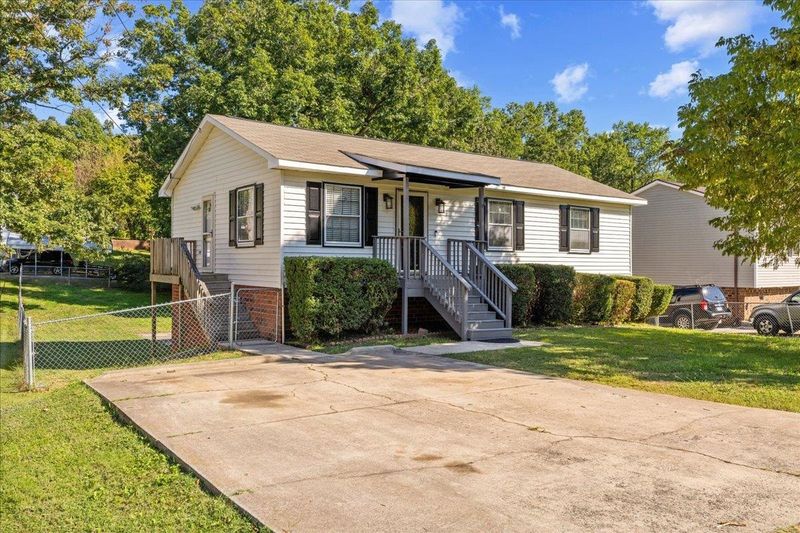 1312 Kilby St, Burlington, NC 27215