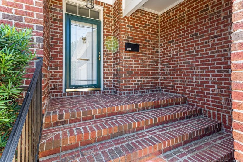 1312 Longleaf Dr, Fayetteville, NC 28305