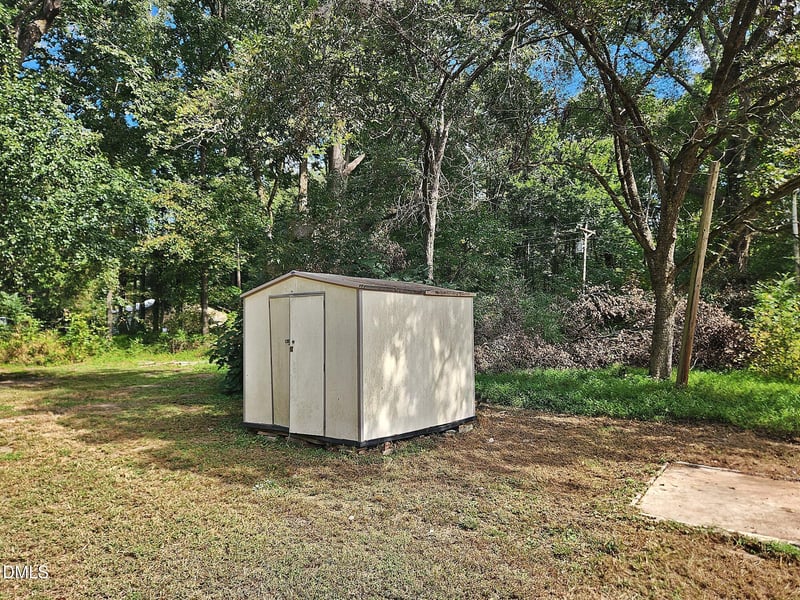 1312 Parks Village Rd, Zebulon, NC 27597