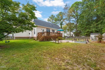 1312 Sippihaw Dr, Fuquay Varina, NC 27526