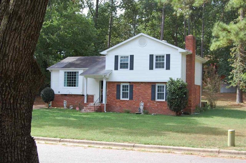 1312 Swallow Dr, Raleigh, NC 27606