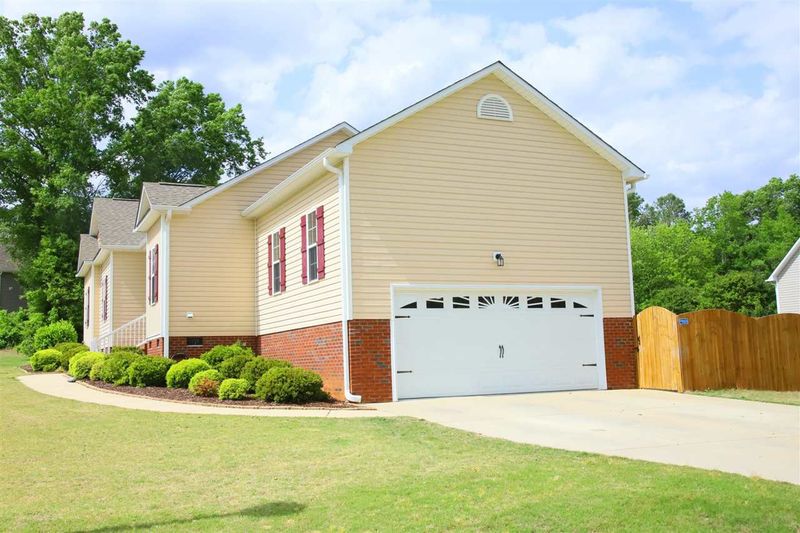 1312 Tawny View Ln, Raleigh, NC 27603