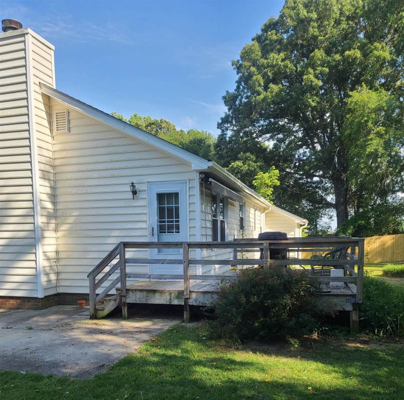 13125 Callens Ln, Willow Springs, NC 27592