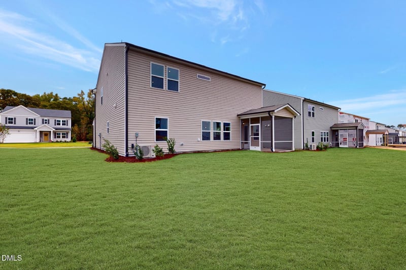 1313 Dimaggio Dr, Raleigh, NC 27616