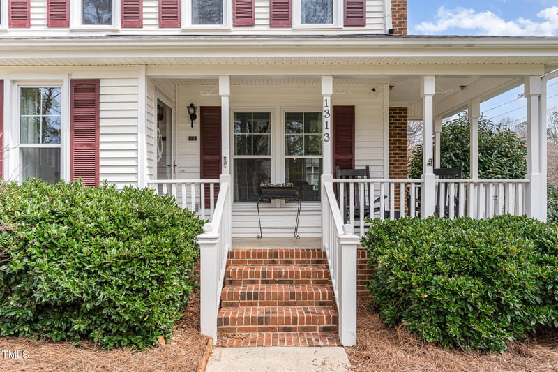 1313 Glencastle Way, Raleigh, NC 27606