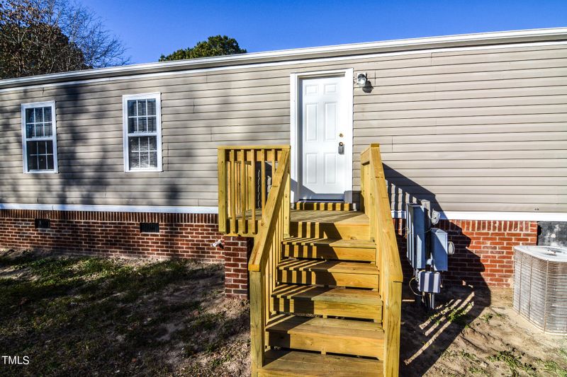 1313 Guy Rd, Clayton, NC 27520