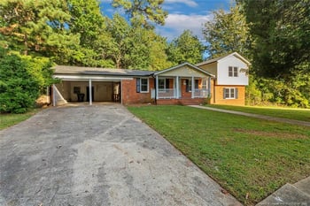 1313 Hooker St, Sanford, NC 27330