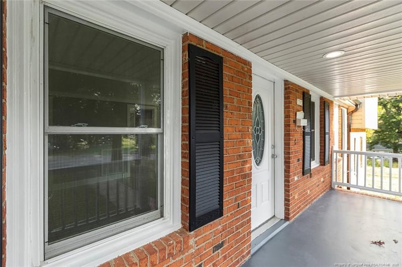 1313 Hooker St, Sanford, NC 27330