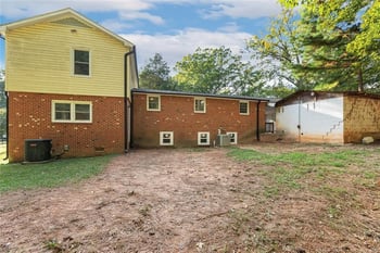 1313 Hooker St, Sanford, NC 27330