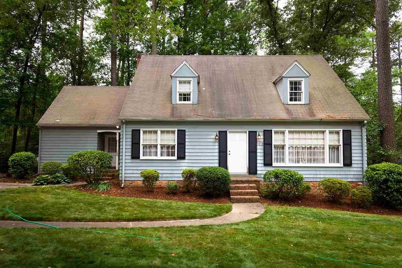1313 Kimberly Dr, Raleigh, NC 27609