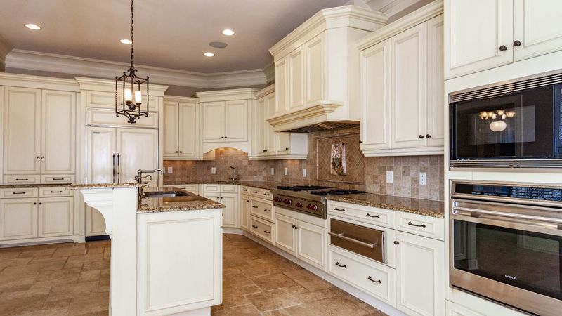 1313 Queensferry Rd, Cary, NC 27511