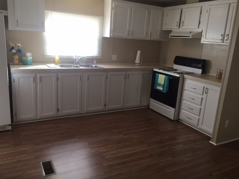 1313 Yakimas Rd, Raleigh, NC 27603