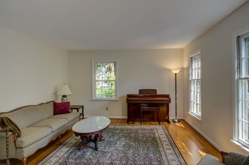 1314 Brigham Rd, Chapel Hill, NC 27517
