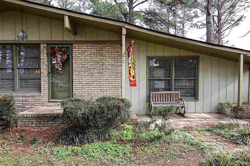 1314 Browns Dairy Rd, Selma, NC 27576