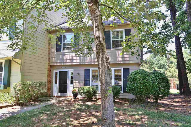 1314 Garden Crest Cir, Raleigh, NC 27609