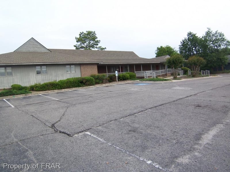1314 Medical Dr, Fayetteville, NC 28304