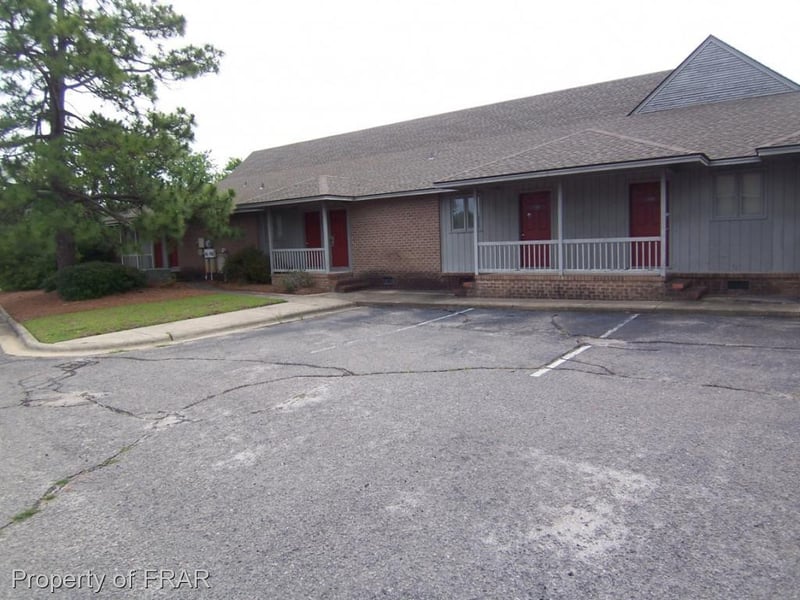 1314 Medical Dr, Fayetteville, NC 28304